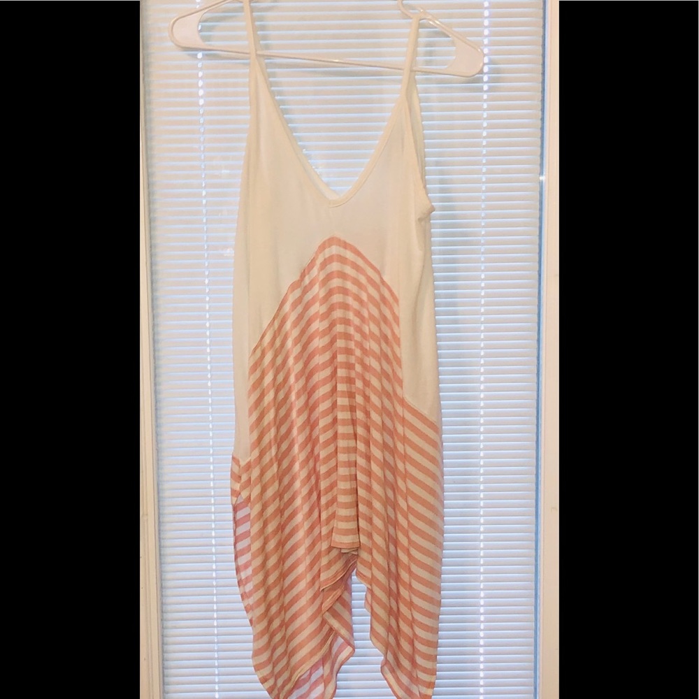 Annebelle asymmetrical boutique flowy tank top.